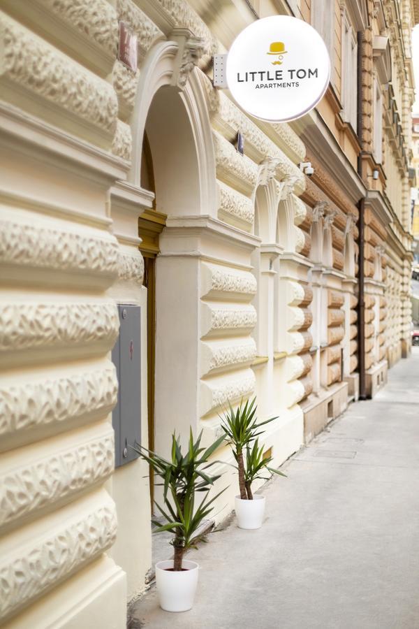 Little Tom Apartments Прага Екстер'єр фото