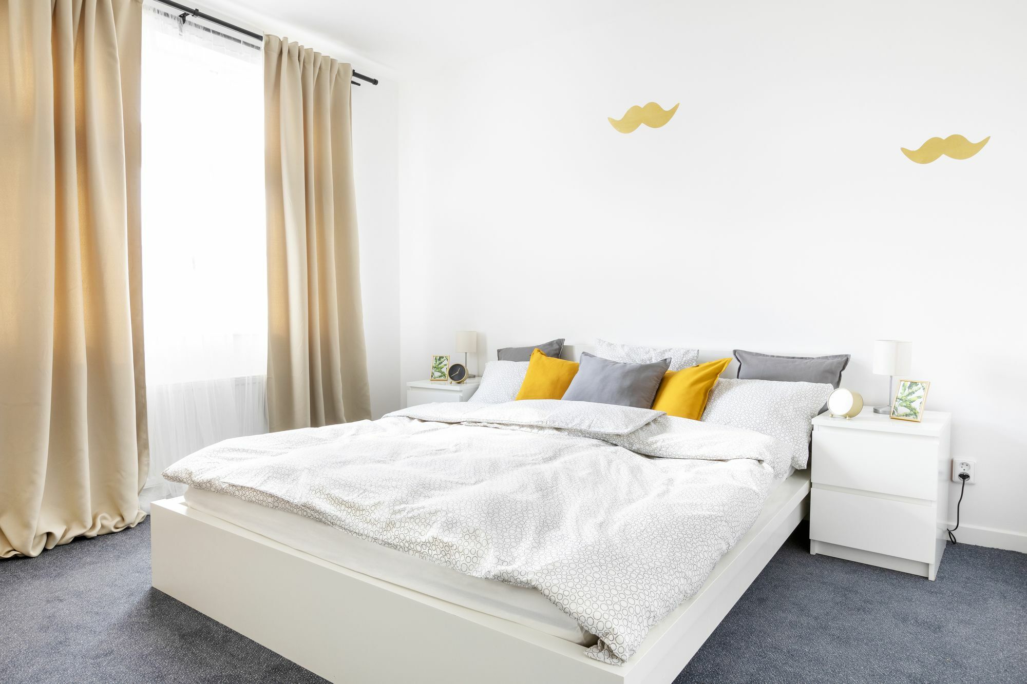 Little Tom Apartments Прага Екстер'єр фото