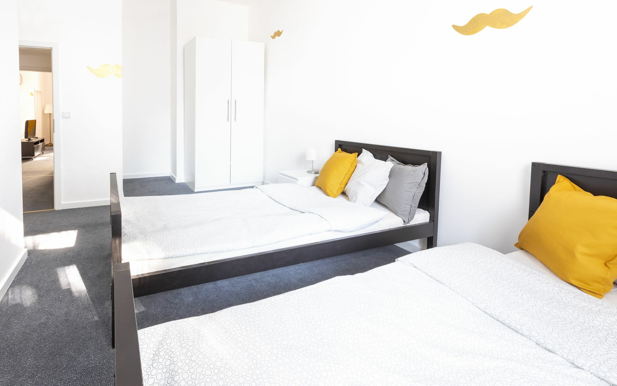 Little Tom Apartments Прага Екстер'єр фото